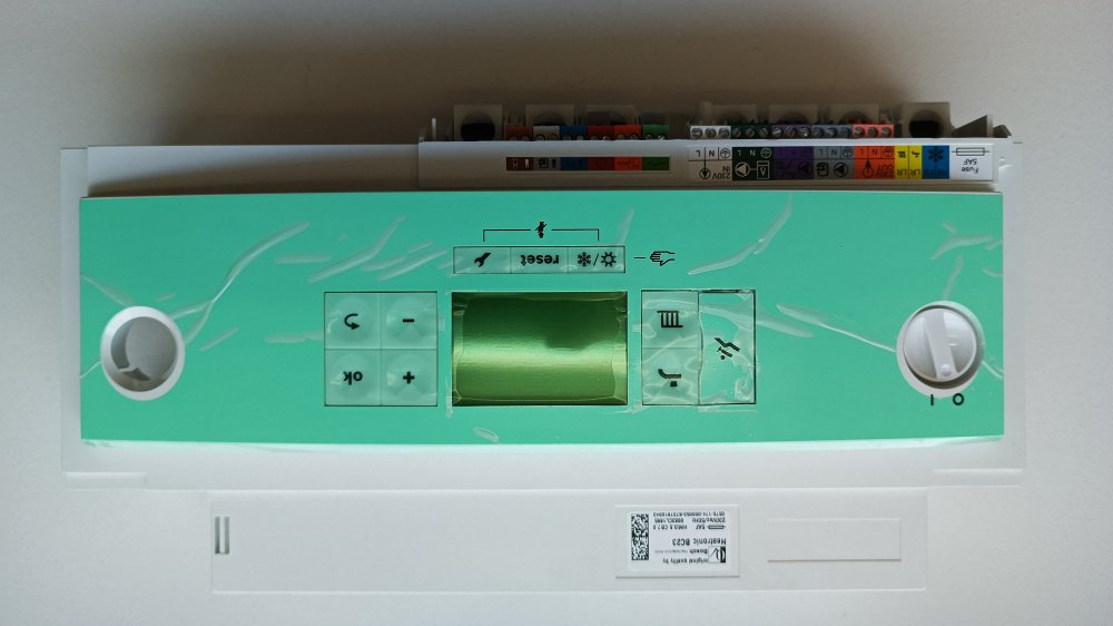 BOSCH CONDENS 7000i, артикул: 8737602756