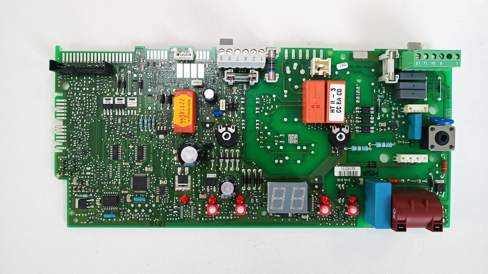 JUNKERS EVROSTAR, артикул: 8748300557