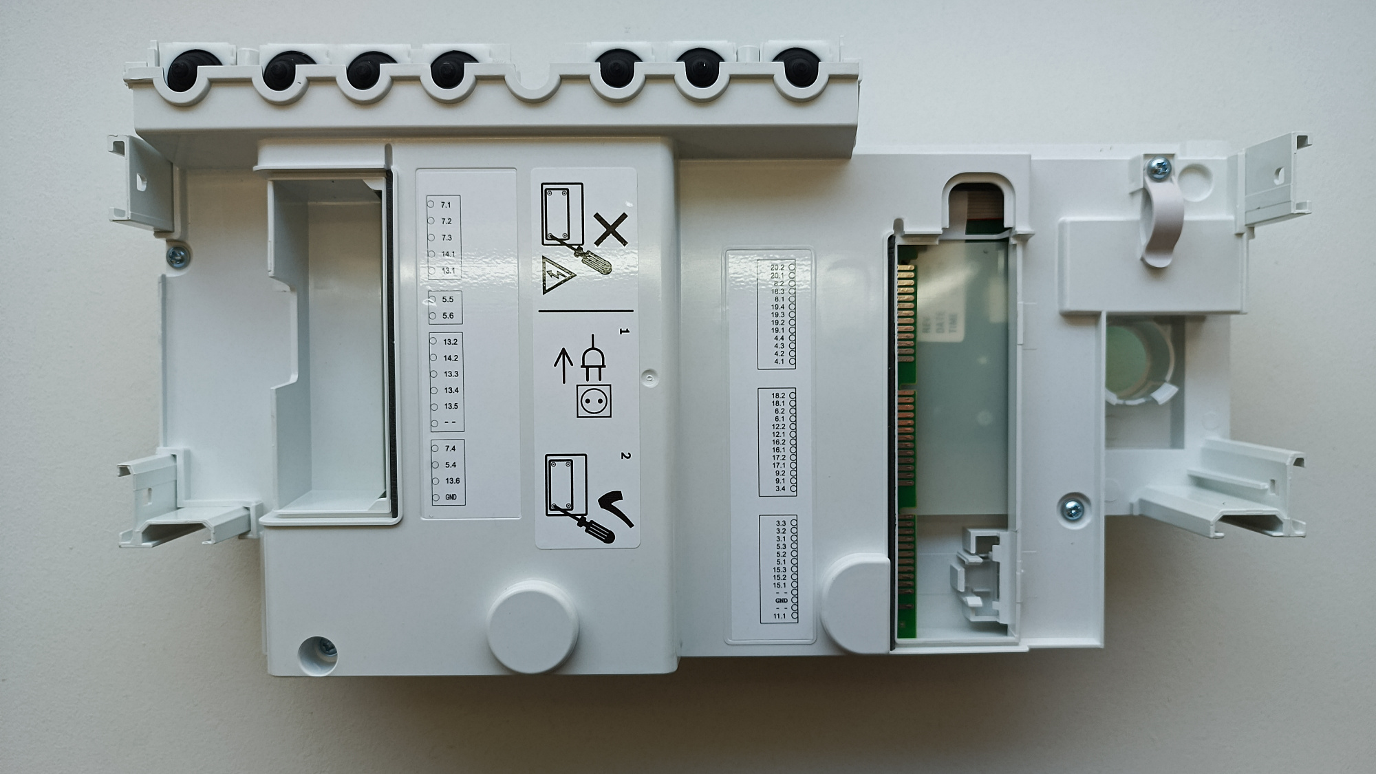 BOSCH CONDENS 7000i, артикул: 8737602756